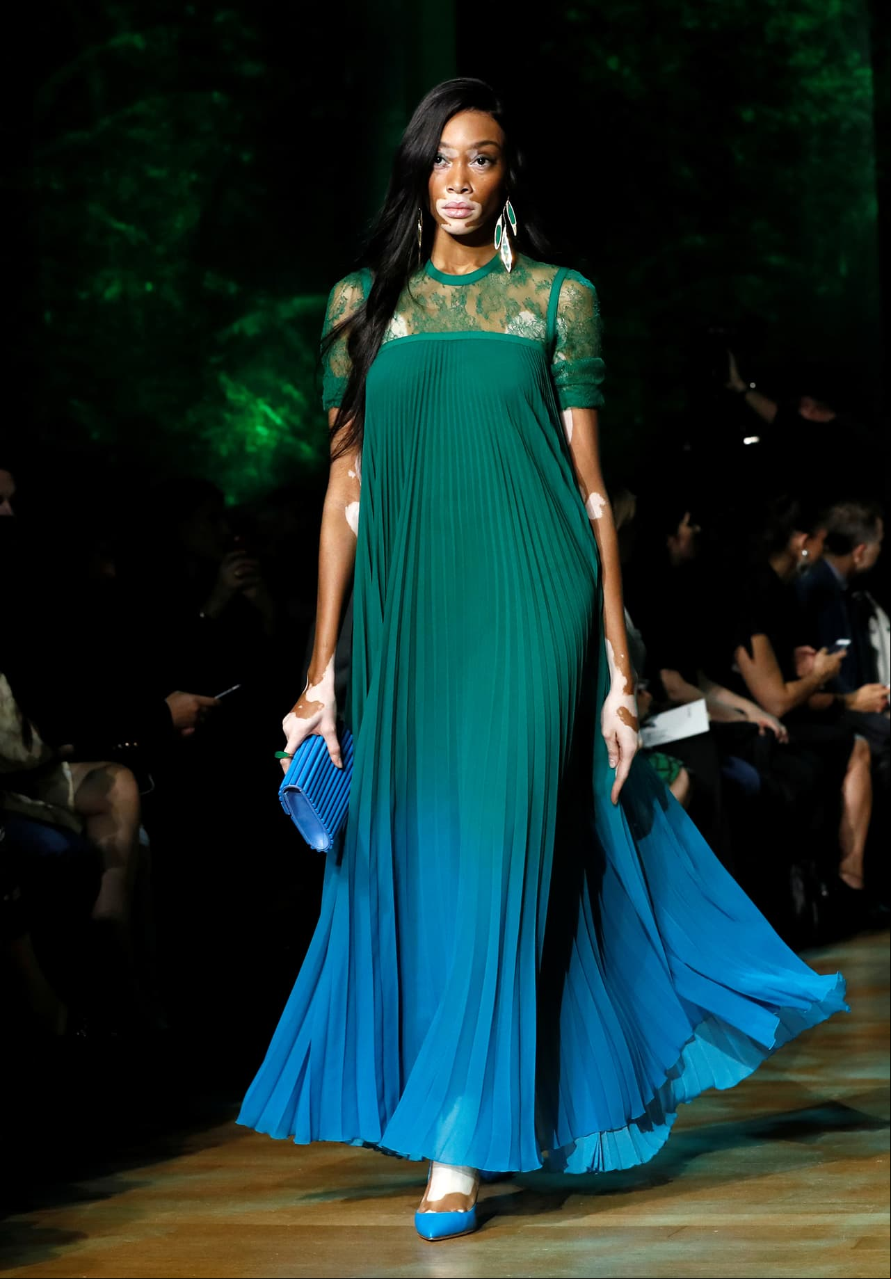 De acuerdo con Forbes México, Winnie ha ganado popularidad en los últimos años, al estar presente en importantes eventos y compartir la pasarela con grandes top models como Naomi Campbell.
