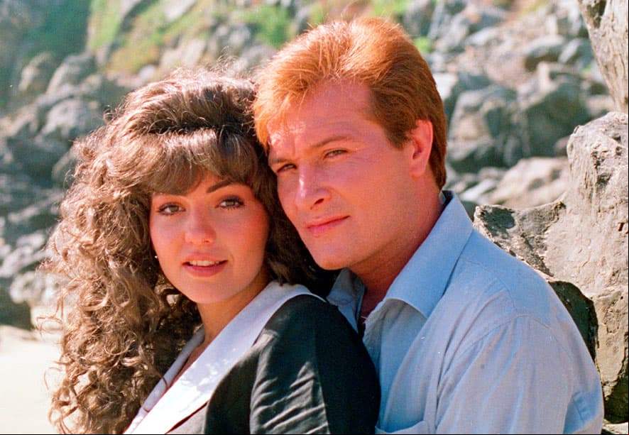 Thalía y Arturo Peniche en María Mercedes