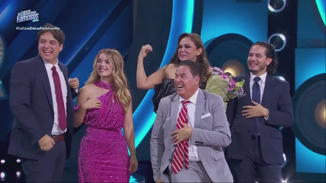 Mario Bezares festejó su victoria con su familia