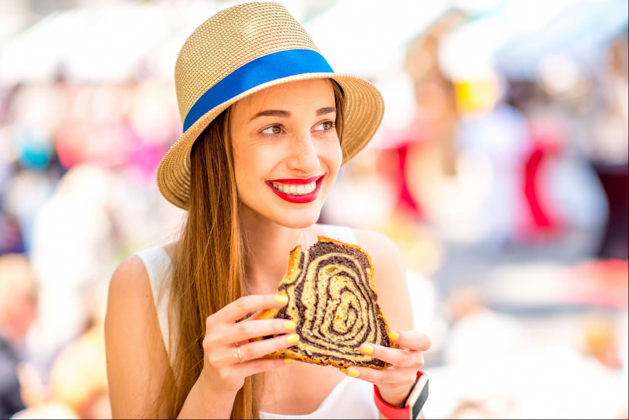 Cinco alimentos que debes evitar para vivir sano y feliz
