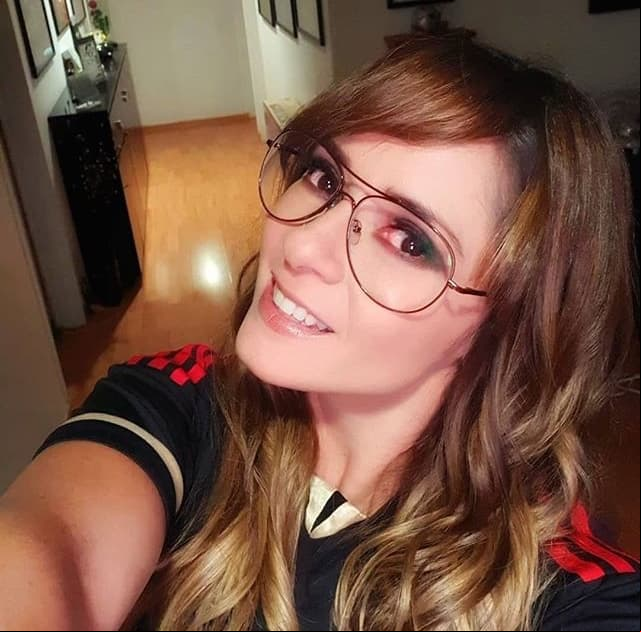 De igual manera, el actor de 'Alma de Ángel' mantuvo una relación con la también actriz Elba Jiménez, de quien, recientemente, habló durante una entrevista con el conductor Yordi Rosado. "Yo estaba muy envuelto en la enfermedad y tenía actos de mal juicio y, ese, precisamente fue uno de ellos, pero yo no podía evadir lo que era evidente. Yo pedí perdón a mi familia, perdón por faltarles al honor, sobre todo a Fernanda, por haberla traicionado", confesó.