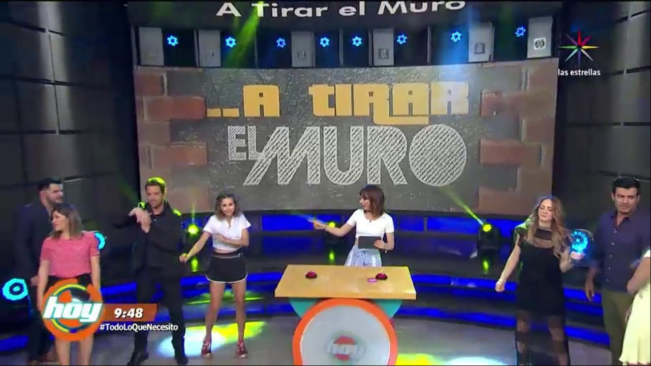Descubre qué famosos están detrás del muro