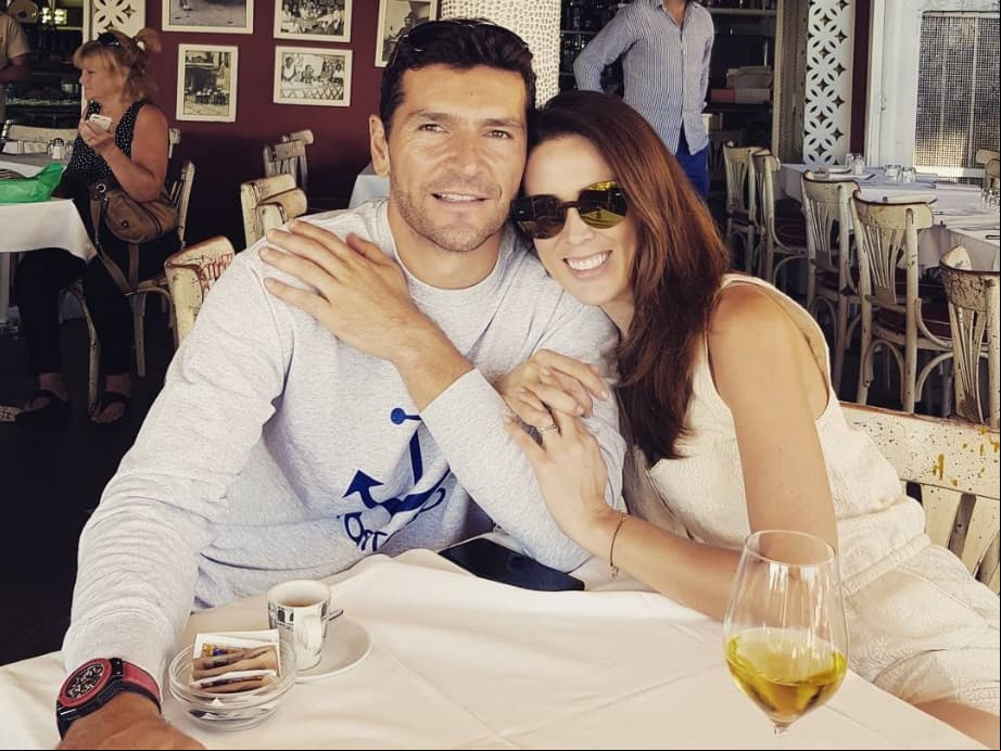 ¡Jacqueline Bracamontes presume romántico viaje junto a su esposo!