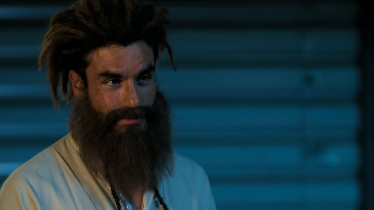Jesús rescata a Elisa de las garras de Augusto
