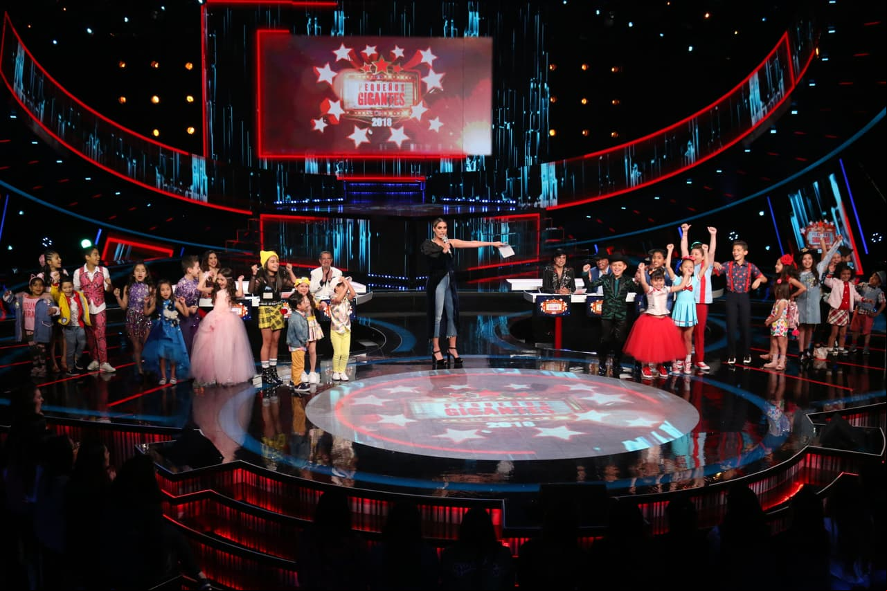 Al final del programa, dos escuadrones fueron sentenciados para salir y la decisión es tuya. Entra a pequenosgigantes.tv/vota para elegir quién debe quedarse en el reality show.