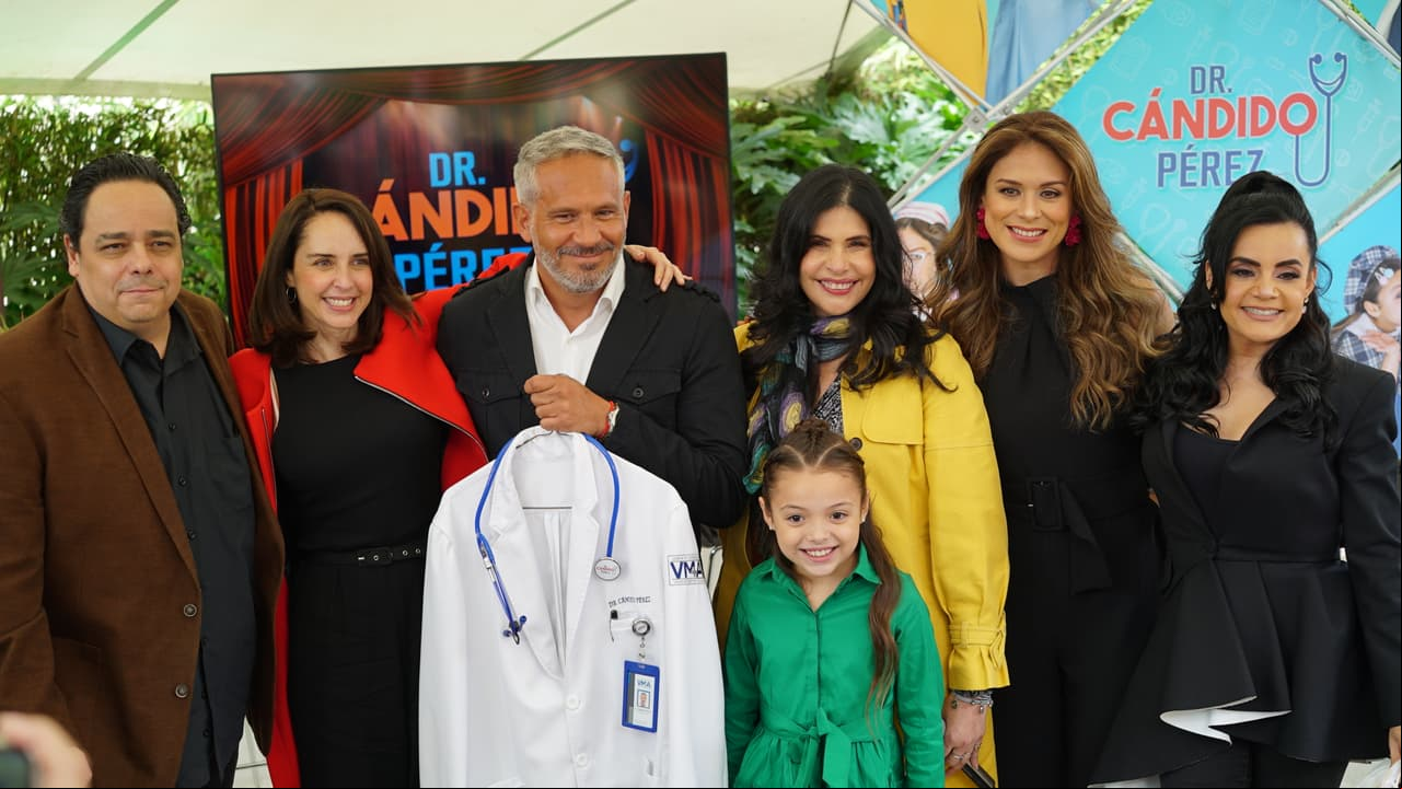 Presentación a prensa de Dr. Cándido P´érez