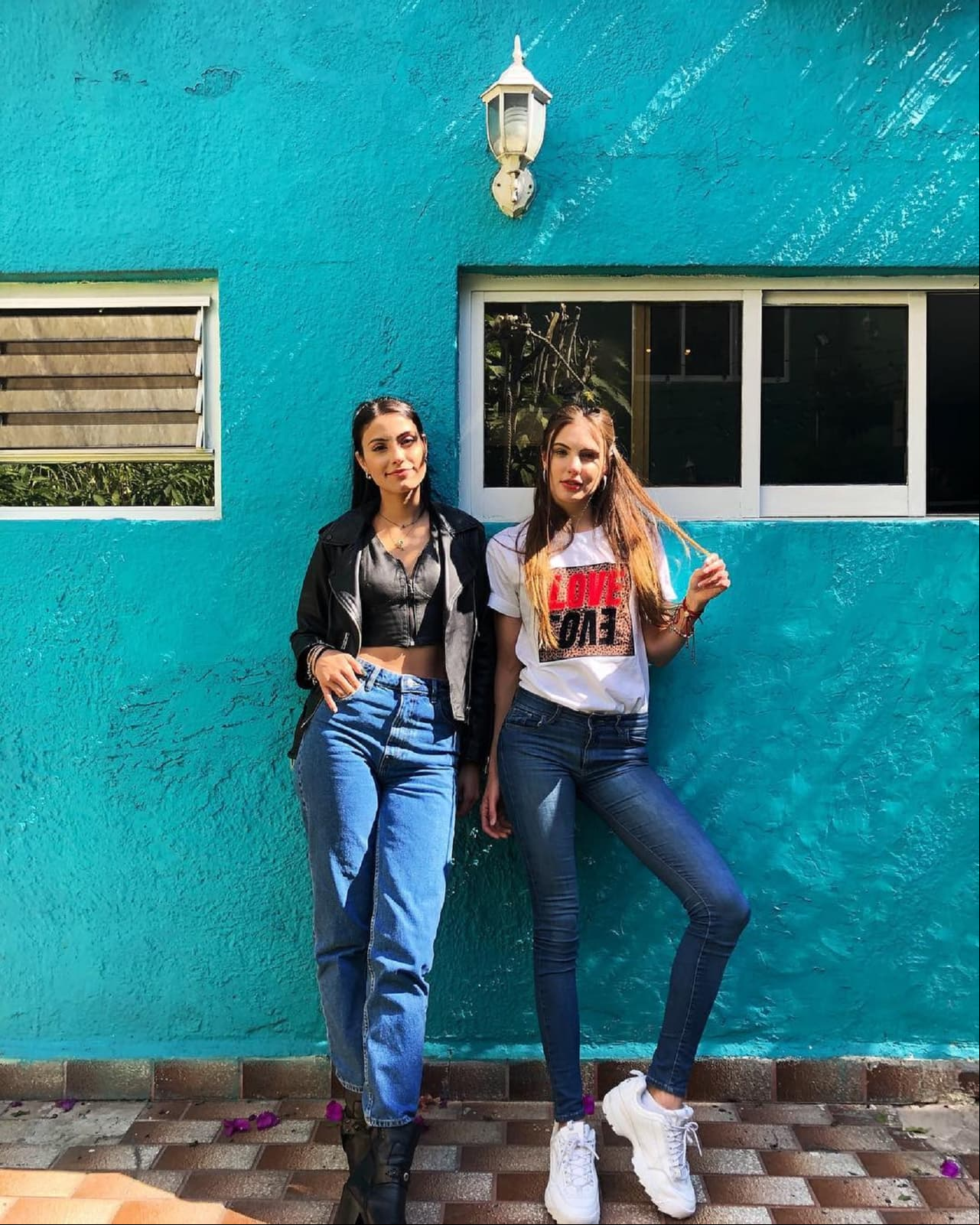 Así fue como fans de Juliantina crearon dos murales sorpresa en CDMX para pedir un spin-off