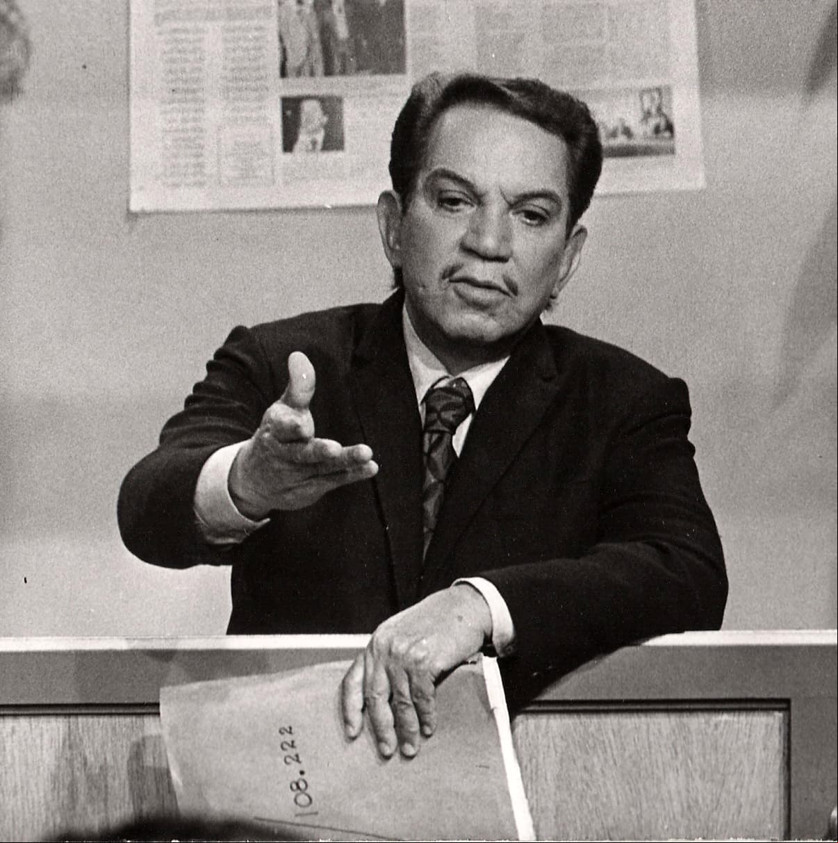 Carlos Trejo asegura que en la casa de ‘Cantinflas’ hay fantasmas y estas son las imágenes