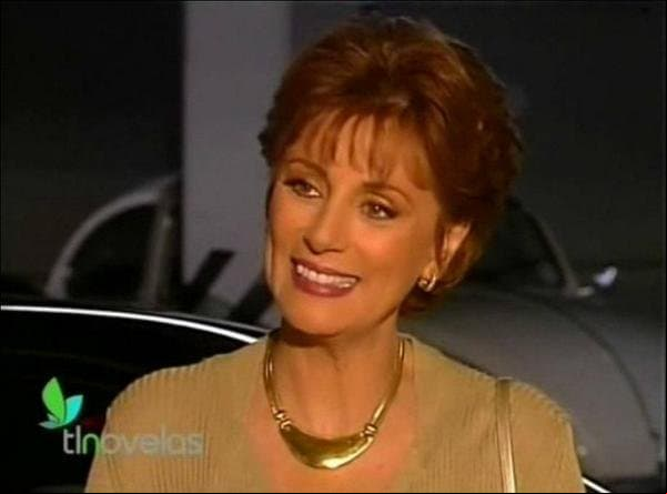'El Privilegio de Amar' fue una exitosa telenovela mexicana de 1998 protagonizada por grandes actores como: Adela Noriega, René Strickler, Andrés García y Helena Rojo. Precisamente Rojo dio vida al personaje de 'Luciana', una mujer maltratada en su pasado que, sin saberlo, le haría la vida imposible a 'Cristina' (Noriega), su propia hija.