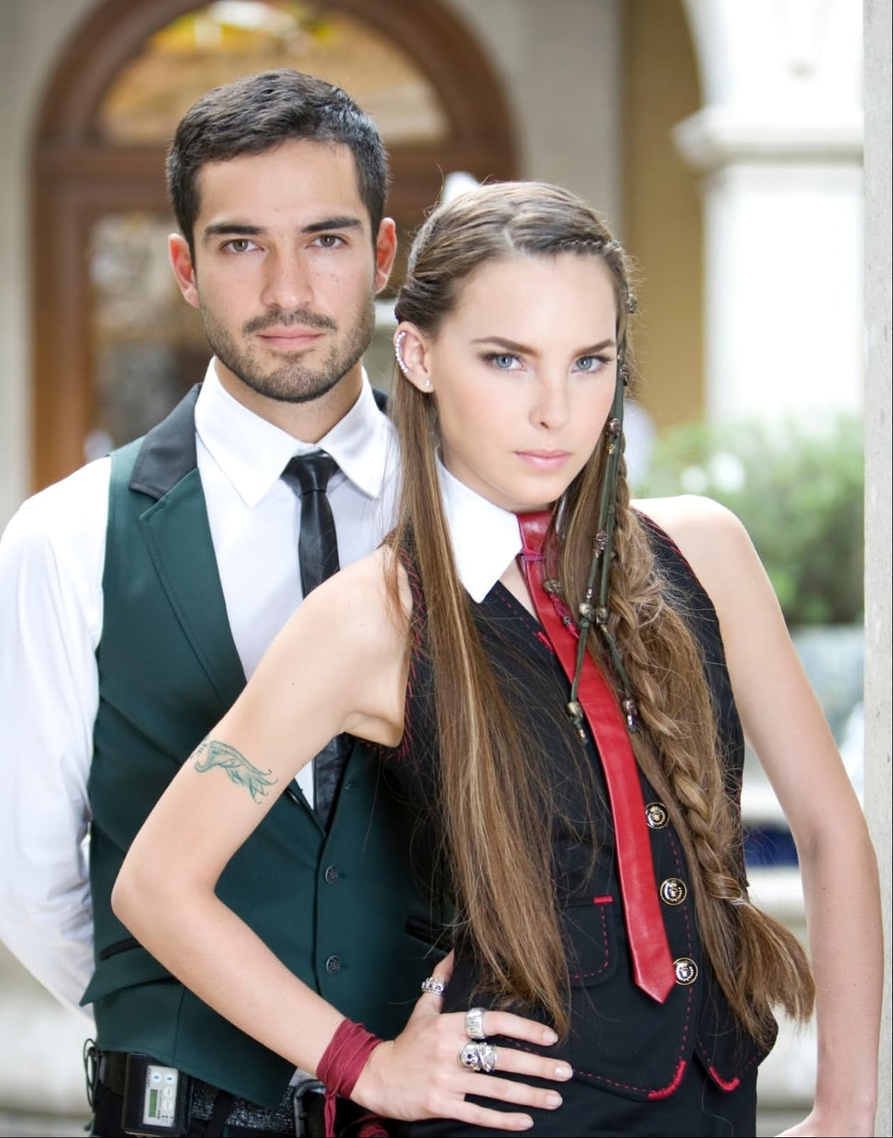 En 2008, la banda se desintegró y al año siguiente Escalante regresó a las telenovelas como parte del elenco de 'Camaleones', proyecto de Rosy Ocampo protagonizado por Belinda, Alfonso Herrara y Sherlyn.