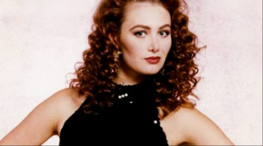 Nicky Mondellini personificó a la icónica 'Mística', quien conquistó a la audiencia de aquellos años con su sensualidad y peculiar forma de vestir.