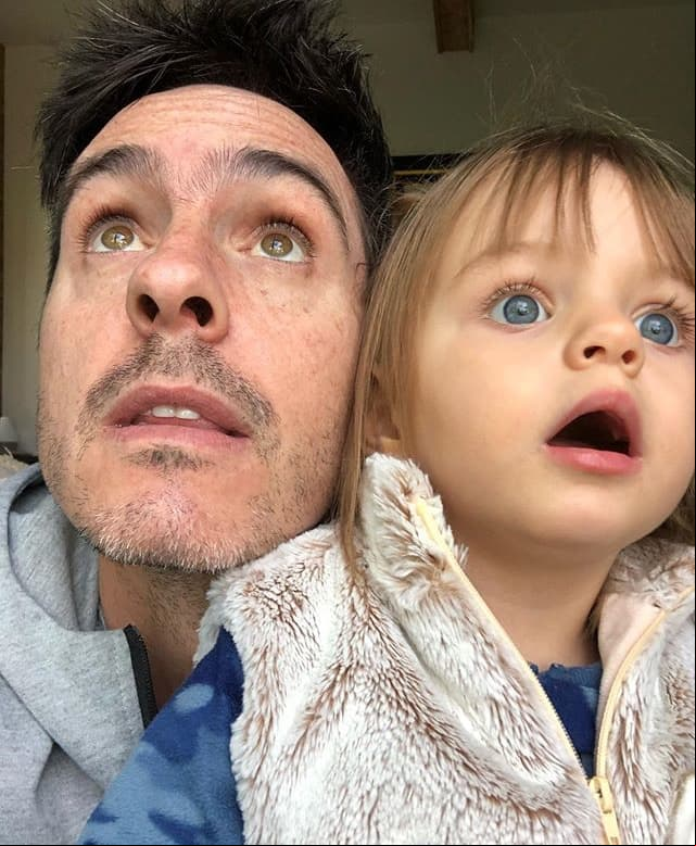 Desde entonces, Ochmann no ha vuelto a publicar ninguna imagen con Derbez, pues ahora su hija Kailani, de dos años, es la protagonista de su perfil en Instagram.