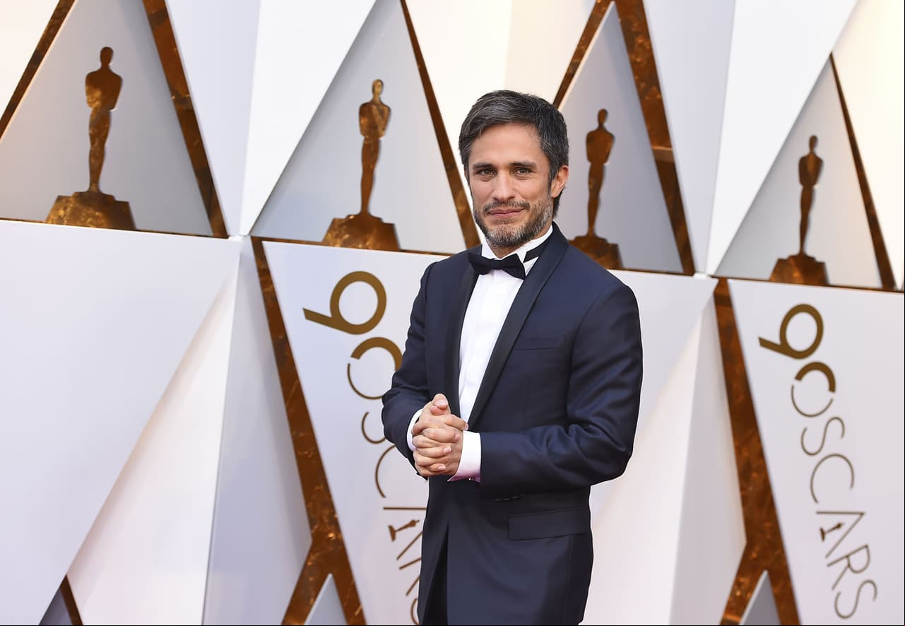 Gael García Bernal. En 1992 fue parte del elenco de ‘El Abuelo y Yo’, pero se dedicó a hacer películas hasta que en 2014 tuvo la oportunidad de protagonizar ‘Mozart in the Jungle’, serie por la que ganó un Globo de Oro.