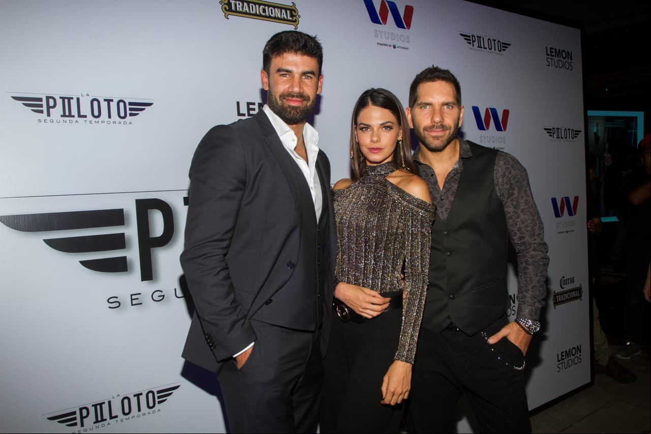 La Piloto 2… De regreso al cielo Esta vez Yolanda Cadena tendrá enemigos más poderosos y deberá luchar para salvar a su familia. No te la pierdas de lunes a viernes a las 9:30 pm.