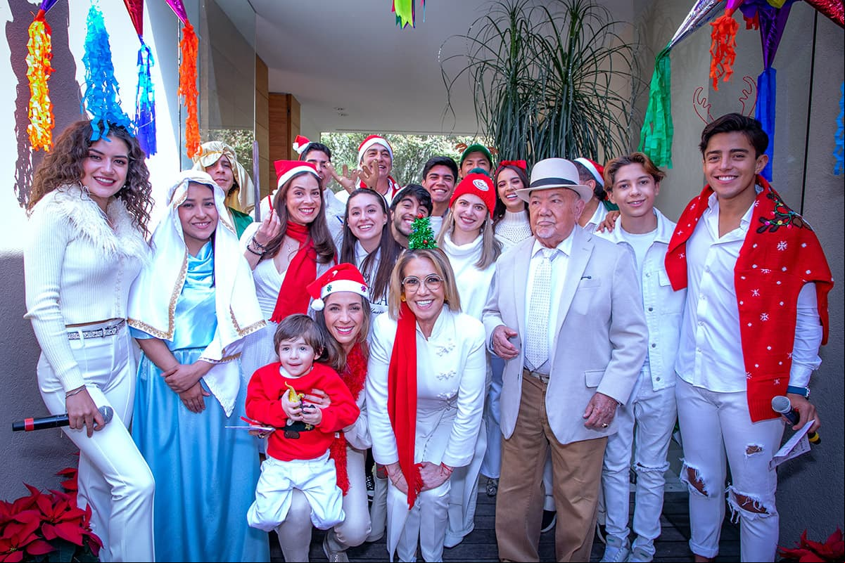 Asistieron también Claudia Cervantes con su hijo, Daney, Tadeo Bonavides, entre otros actores.