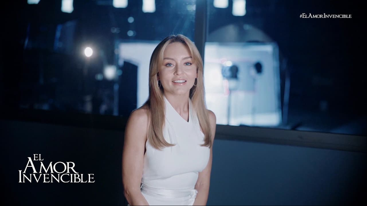 Angelique Boyer aplaude el talento juvenil de 'El amor invencible'