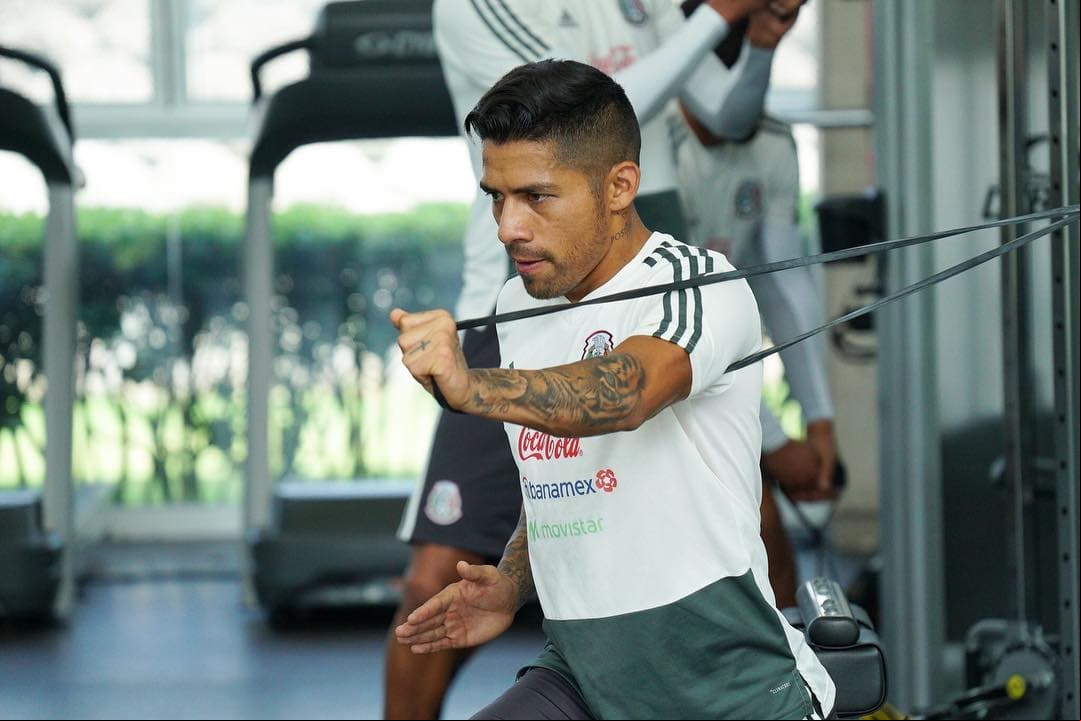 Javier Aquino - Delantero