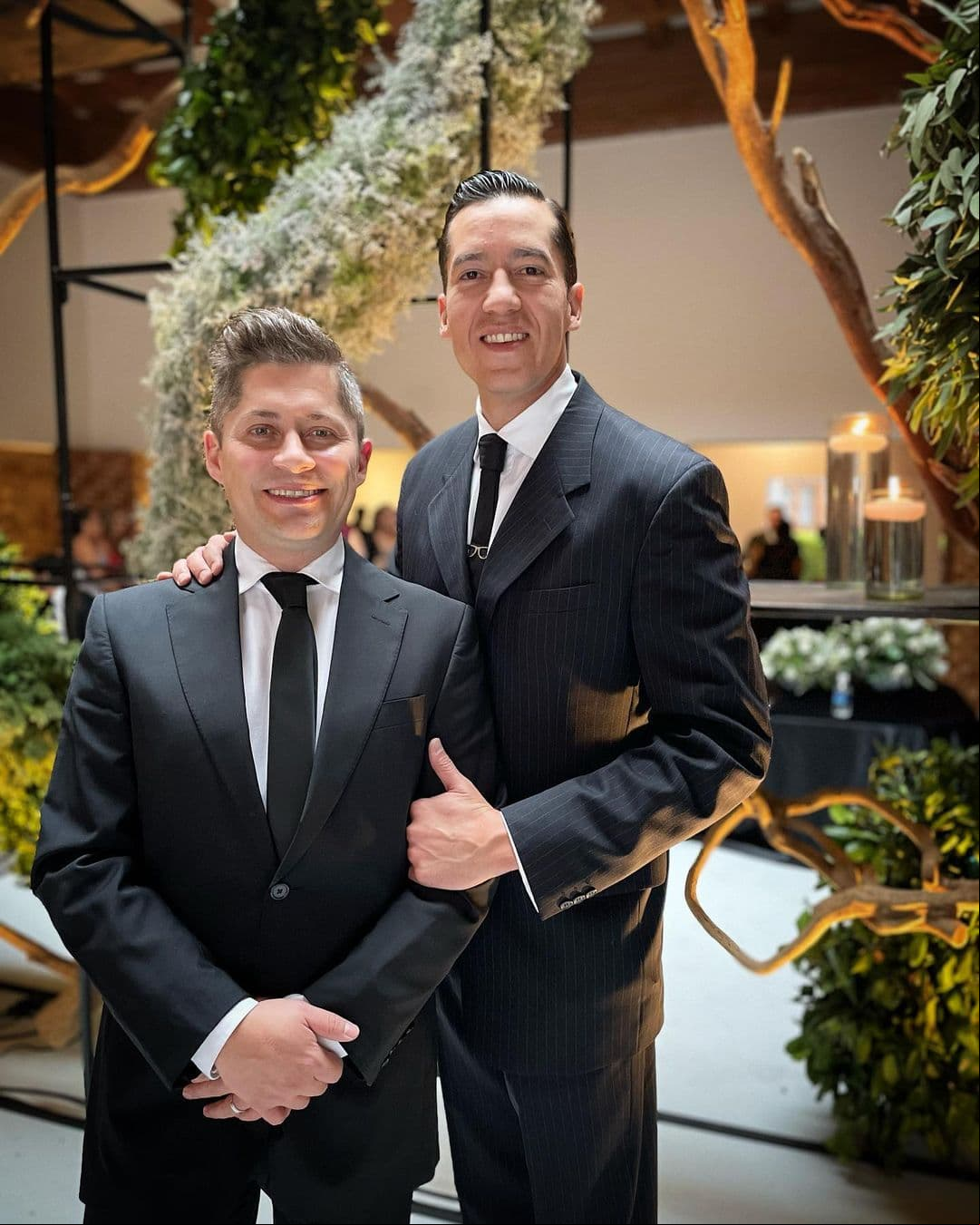 Jorge Ugalde unió su vida en matrimonio con su novio Raúl Arregui