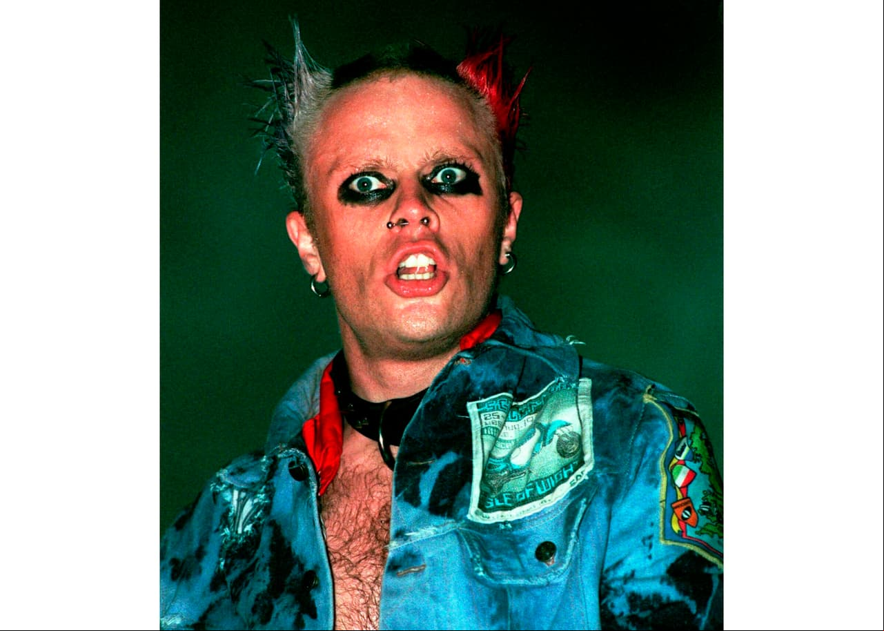 Ahora Liam un integrante de The Prodigy indicó que Keith Flint se suicidó a los 49 años de edad.