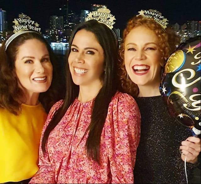 "Reunión de Netas Divinas": Gloria Calzada, Paola Rojas y Daniela Magún festejaron juntas la celebración del año nuevo, de acuerdo con una fotografía compartida por Magún, en sus redes sociales.
