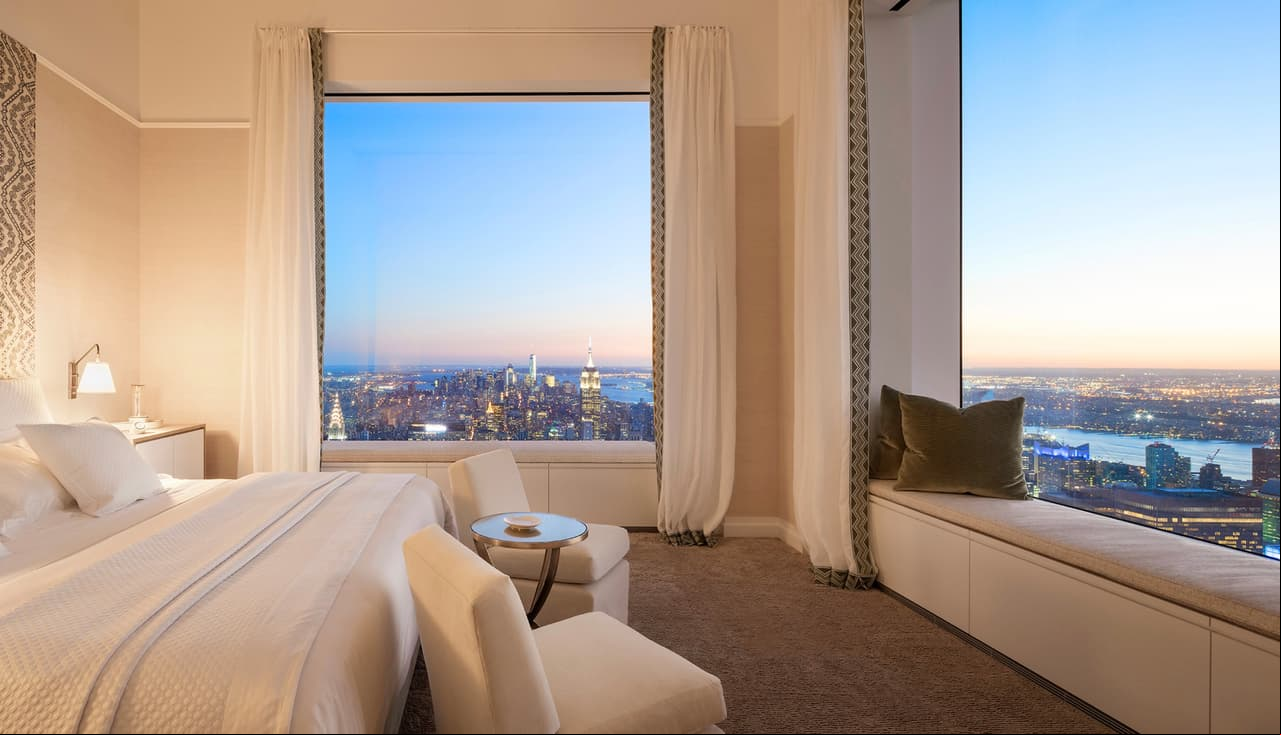 Tiene 3 cuartos con vistas que dejan atónito a cualquiera, además de 4.5 baños.