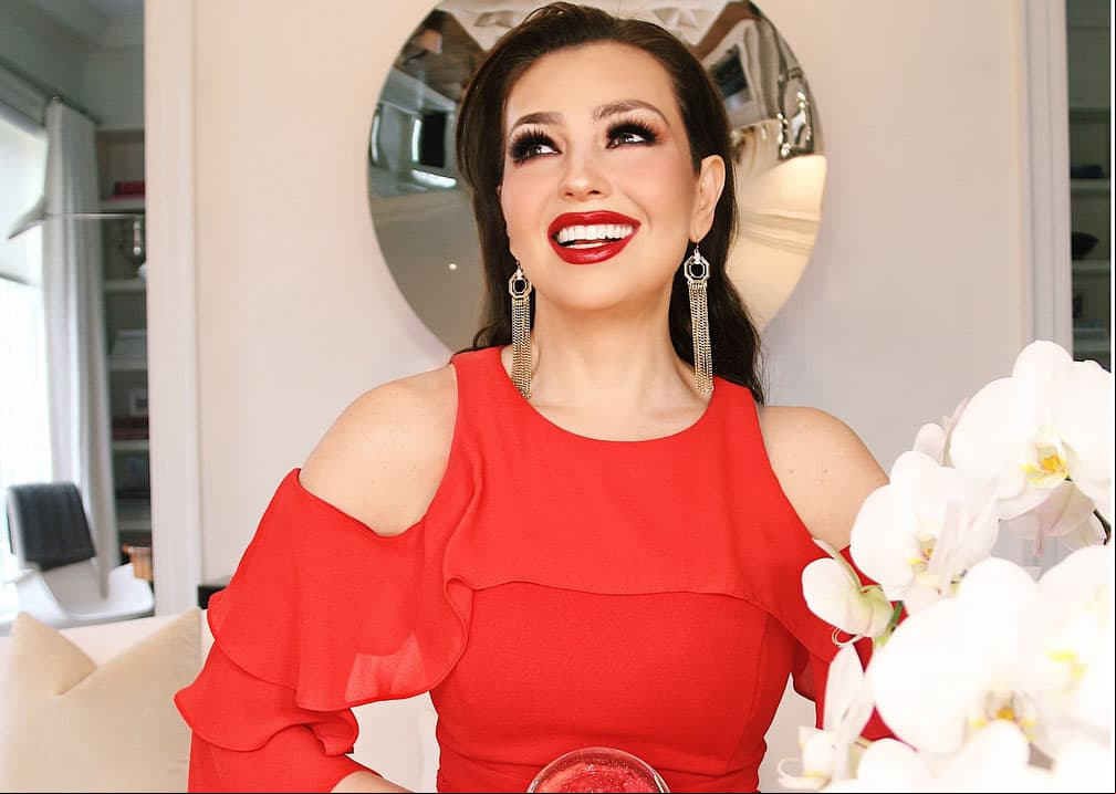 Thalía producirá musical en Broadway