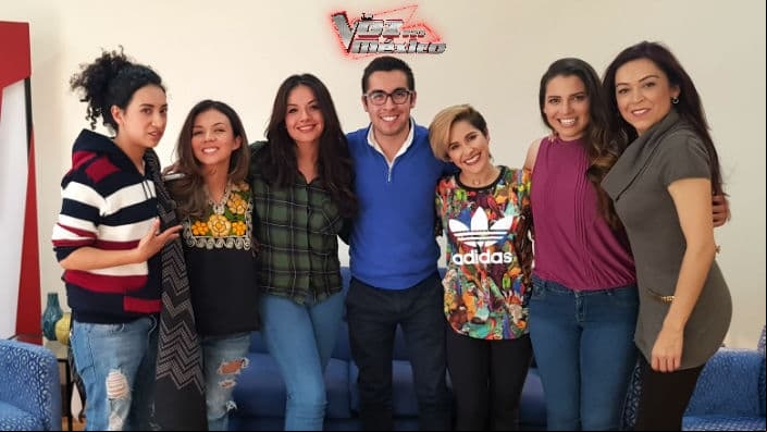 Laura León, Shakira y Thalía llegan al #FBLive de La Voz... México