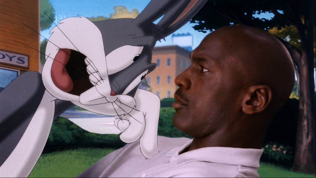 El concepto de esta película se originó a partir de una serie de comerciales muy populares de Nike en los que ‘Bugs Bunny’ y Michael Jordan se enfrentan a ‘Marvin el Marciano’ y sus secuaces