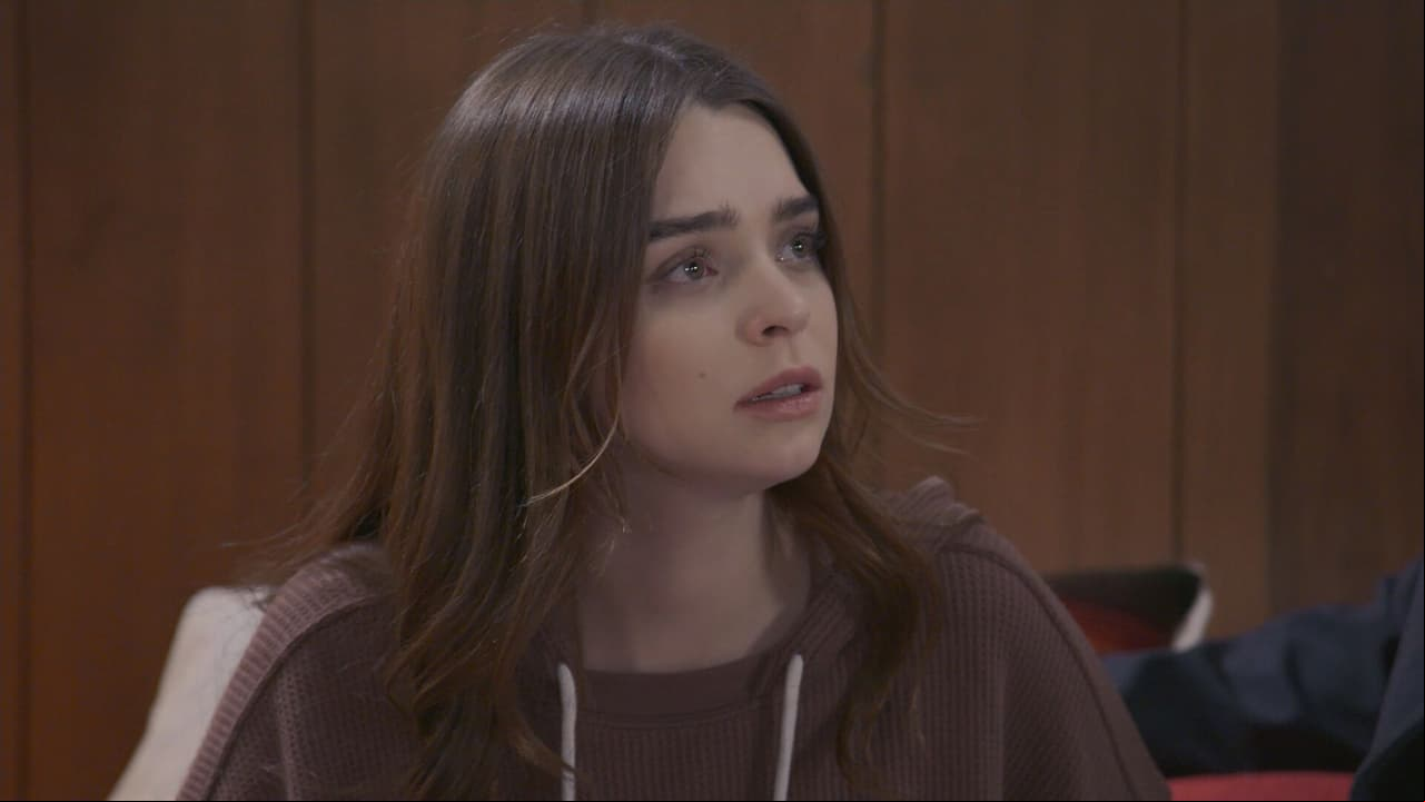 ¡Valeria se desmaya!