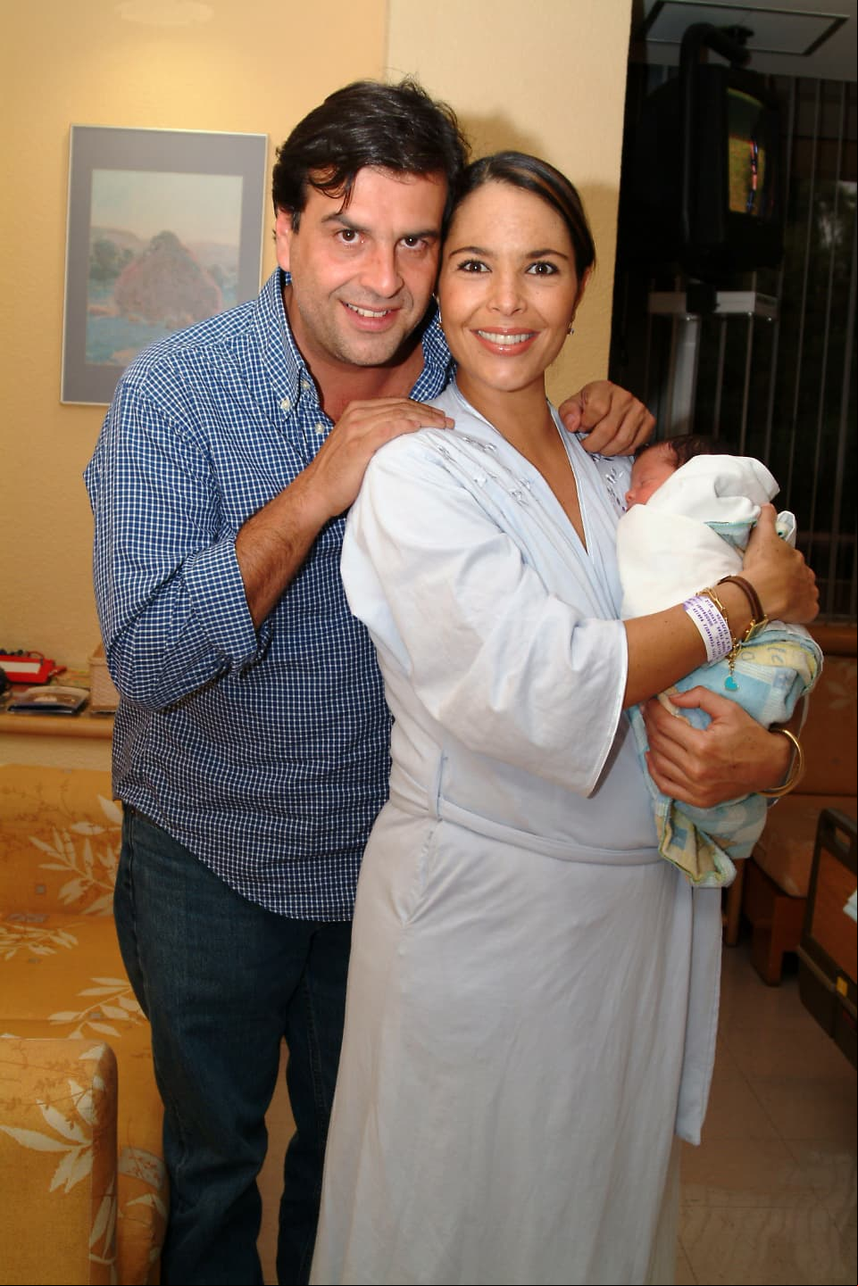 Paula Fernández nació un 19 de enero del 2002 y fueron a sus escasos tres años cuando perdió a su madre. A diferencia de su hermana María, tras la dolorosa pérdida la segunda hija de Mariana Levy no tuvo que separase de su hermano menor, Emilio.