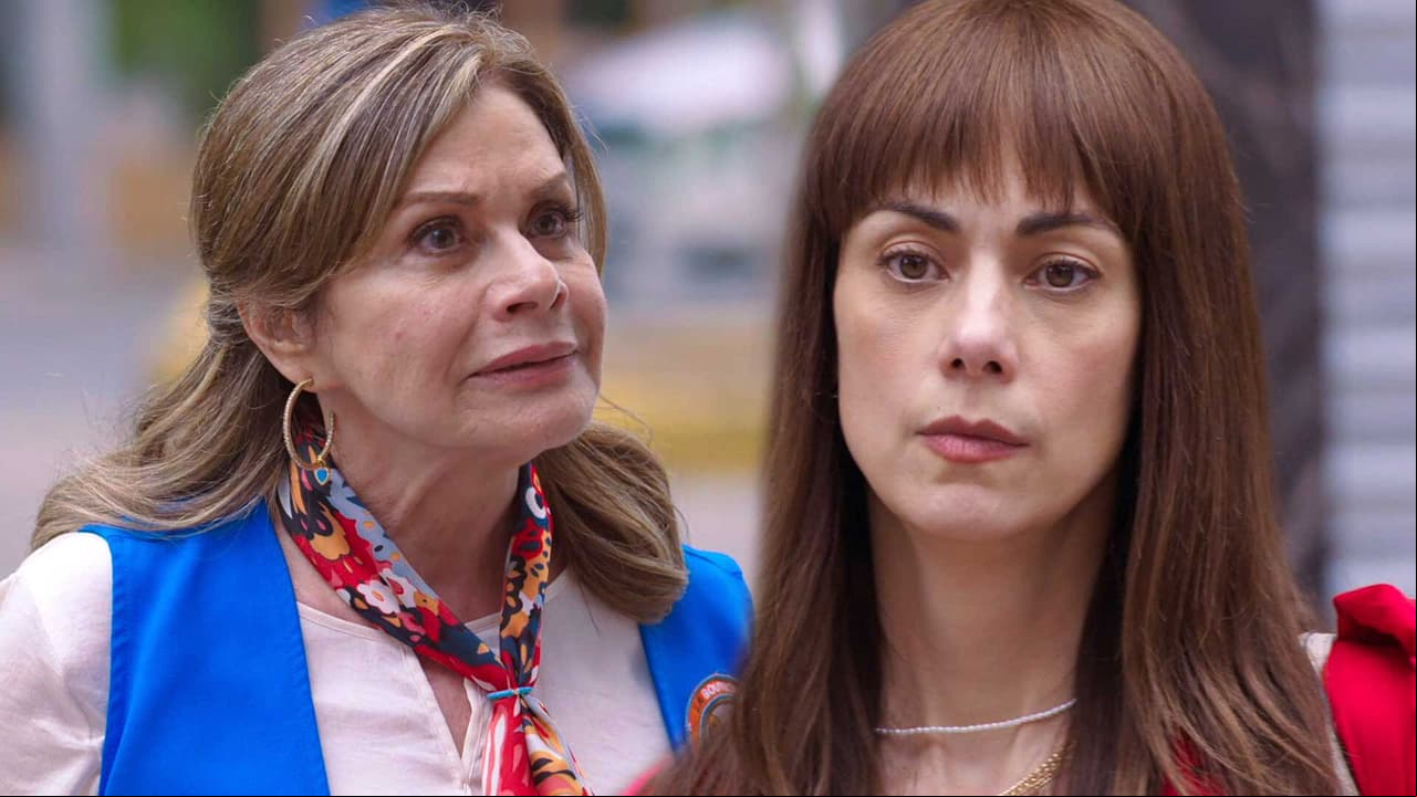 Amanda llama sinvergüenza a Manuela