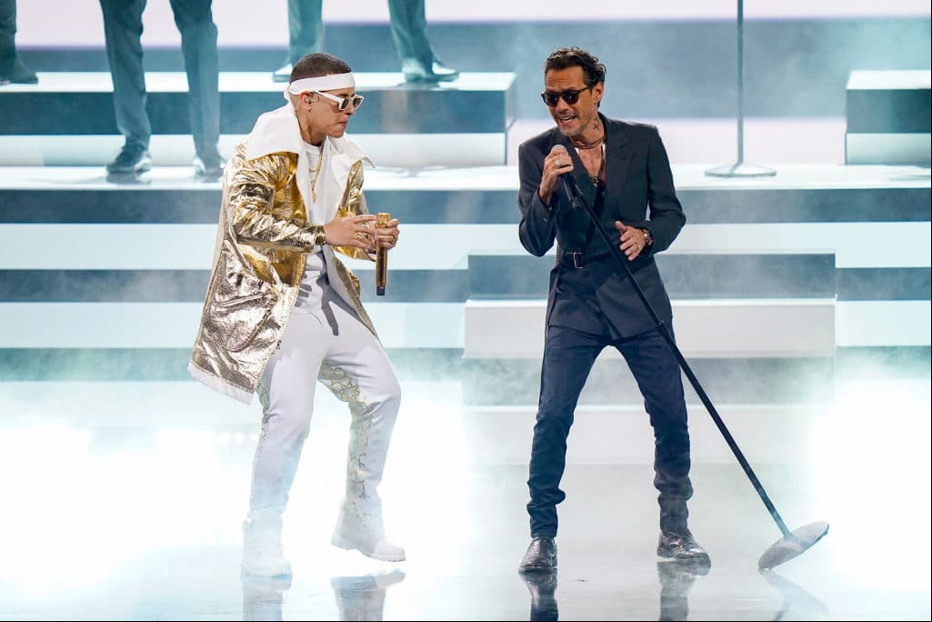 Daddy Yankee y Marc Anthony en Premio Lo Nuestro 2021