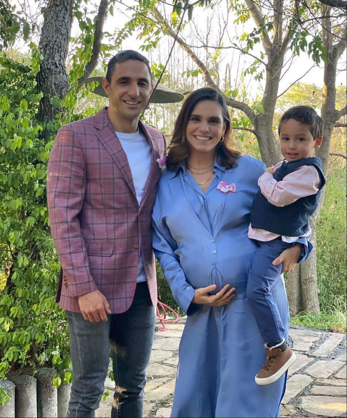 Aunque Tania Rincón ha dado pocos detalles de su etapa de gestación, en noviembre pasado celebró su baby shower, mientras que en sus siguientes publicaciones relató que Amelia podría llegar al mundo en enero de 2021.