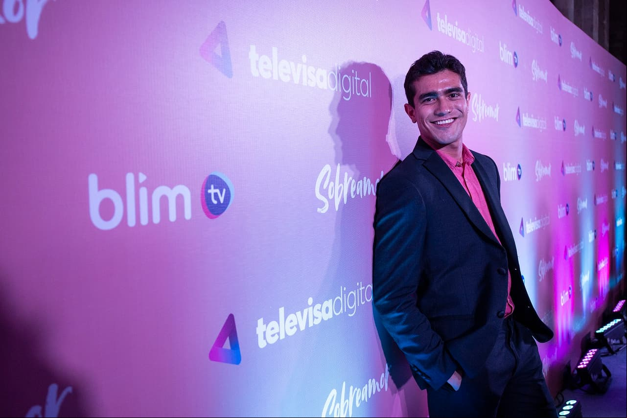 Eugenio Rubio interpreta a 'Bruno', un joven que llegará a la vida de 'Martín' de una forma muy inesperada.