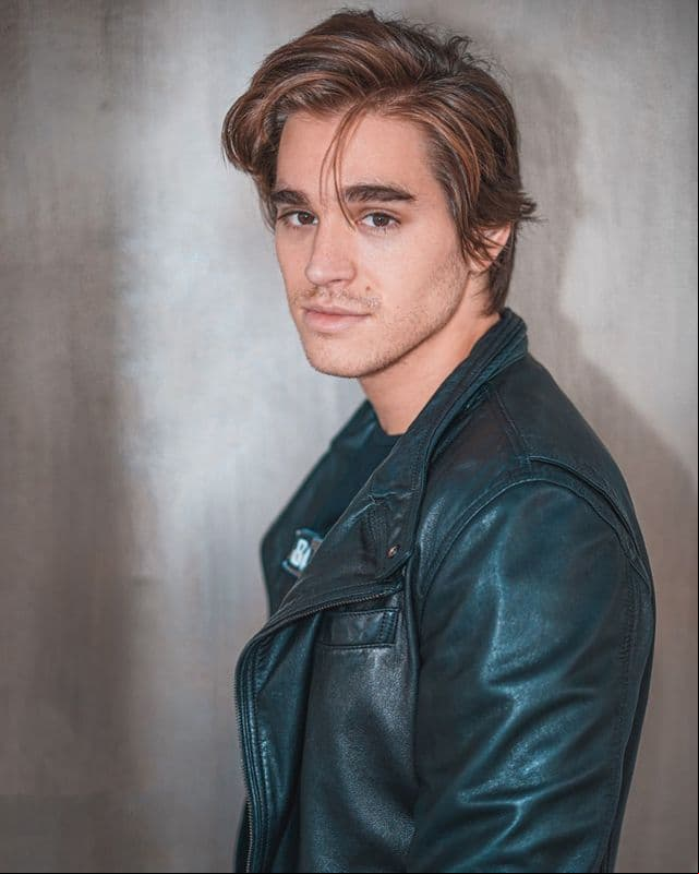 Conoce a Felipe, hermano de Danilo Carrera, que forma parte del elenco de ‘Fuego Ardiente’