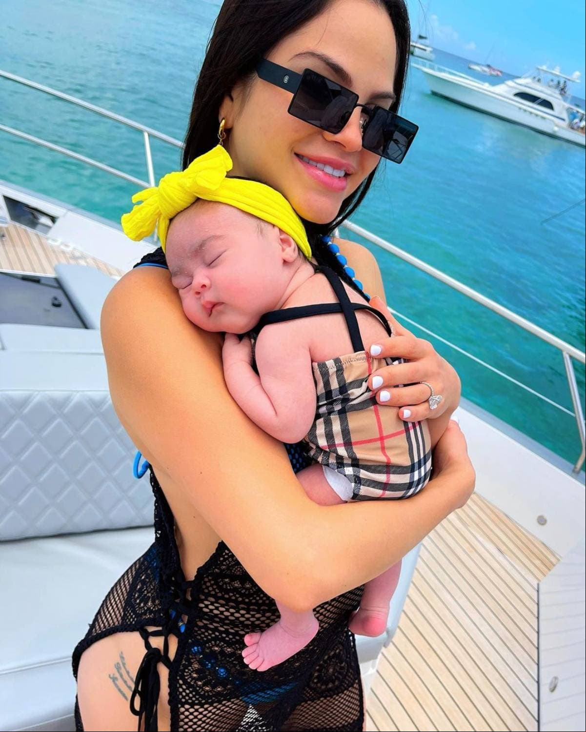 Natti Natasha luce cuerpazo en bikini después de su embarazo y rompe Internet: ‘Traes mini cintura’