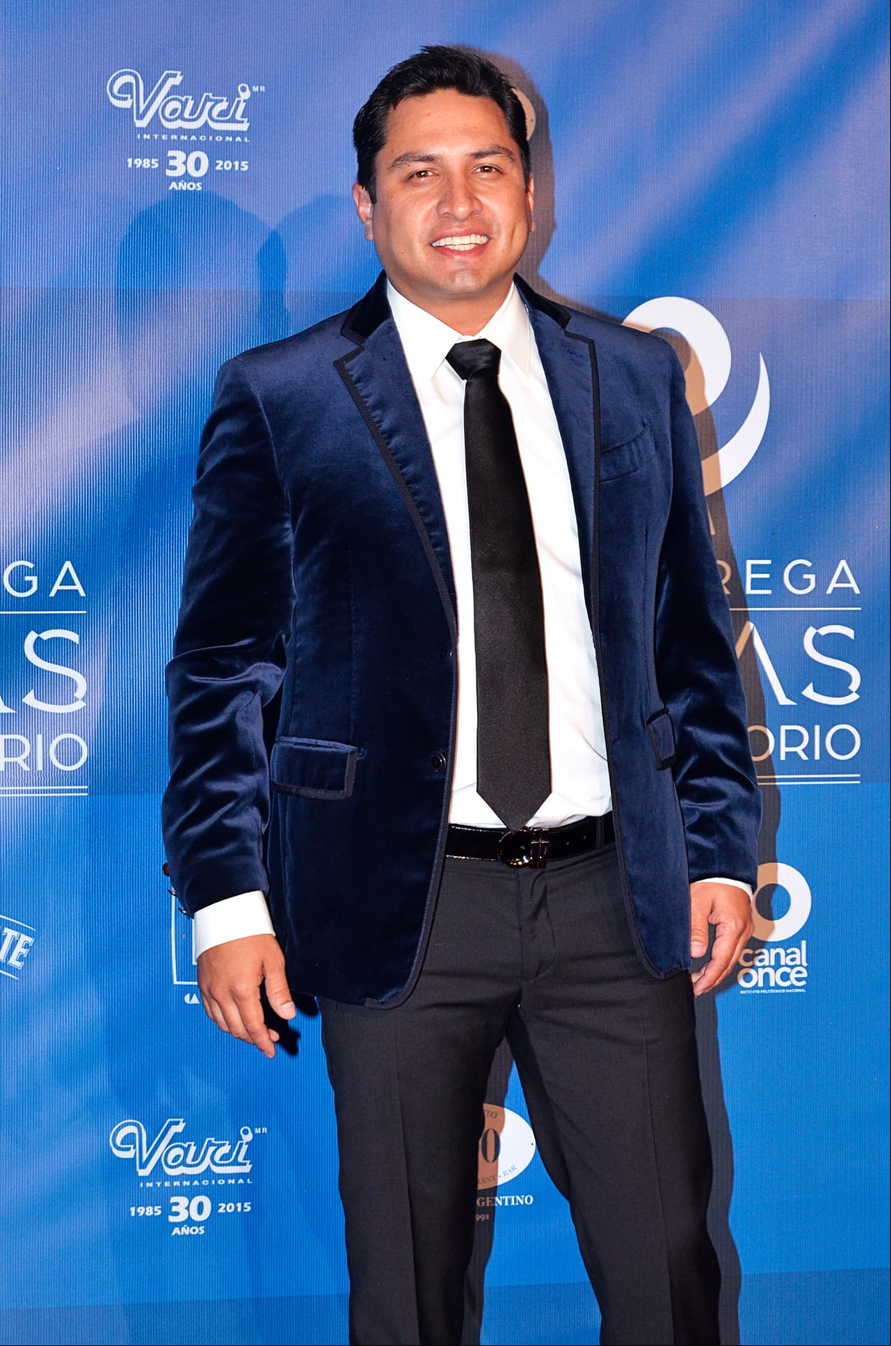 El cantante Julión Álvarez está feliz con su paternidad