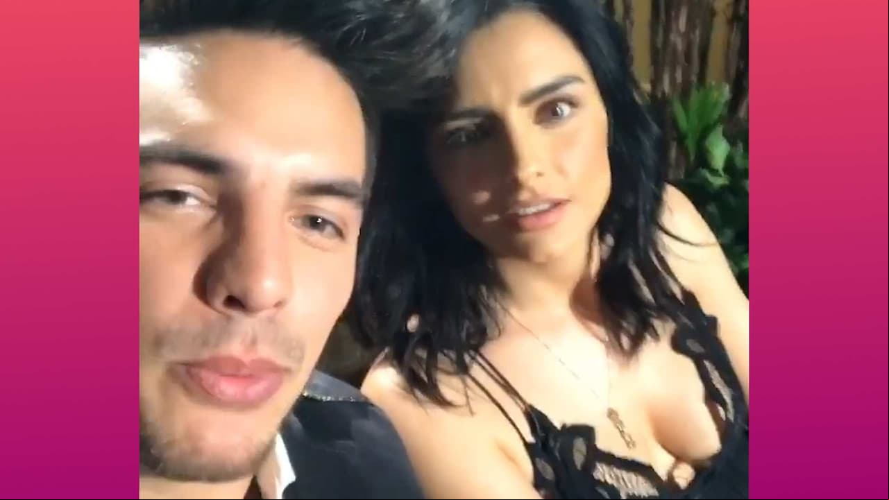 Aislinn Derbez aparece con pronunciado escote y Vadhir le dice: "Oye ya no hay pudor”