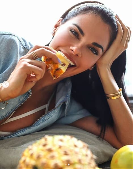 La actriz asegura que lo más importante de todo es tener una alimentación correcta. “Un balance correcto inicia por una buena alimentación”.