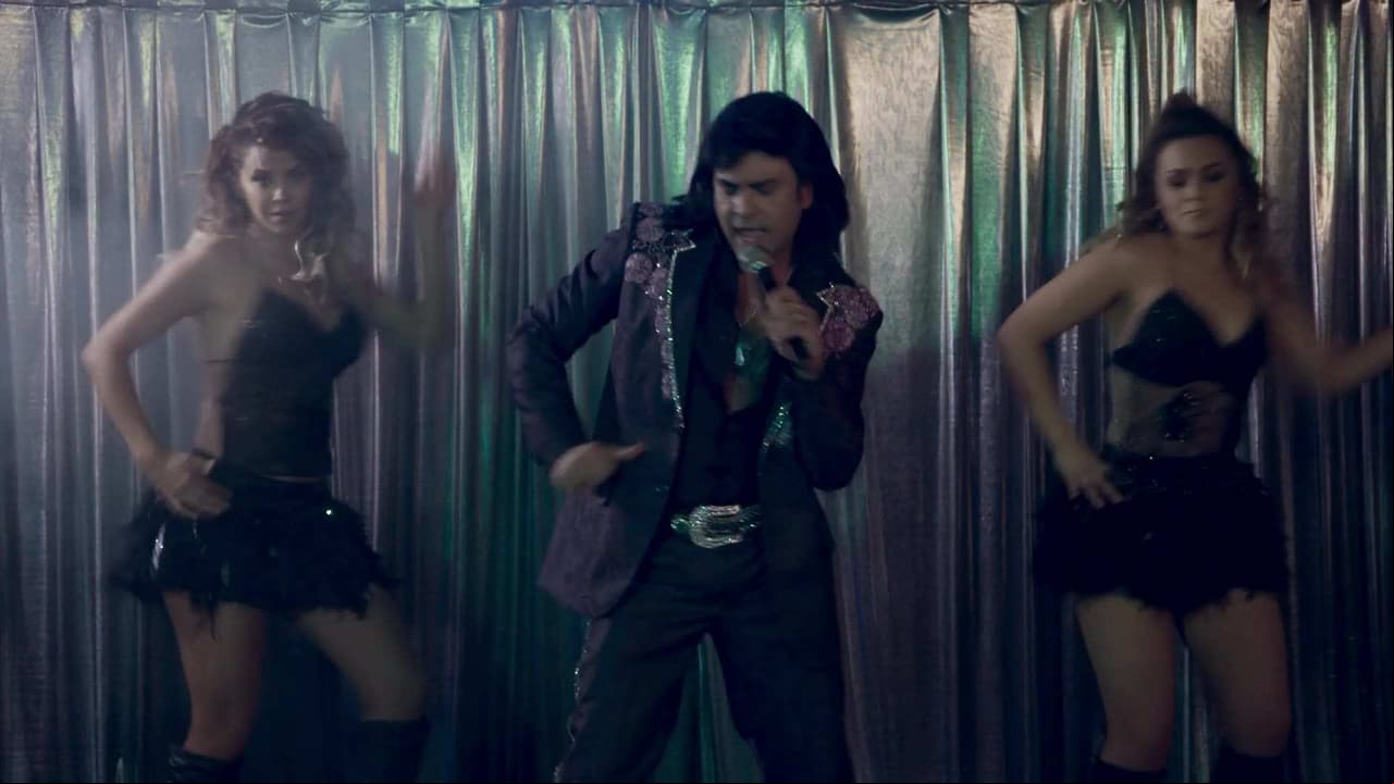 Albertano hace playback ¡y lo cachan! Revívelo