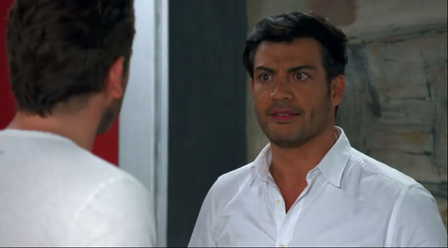 Capítulo 17: Andrés y Raúl pelean por Victoria