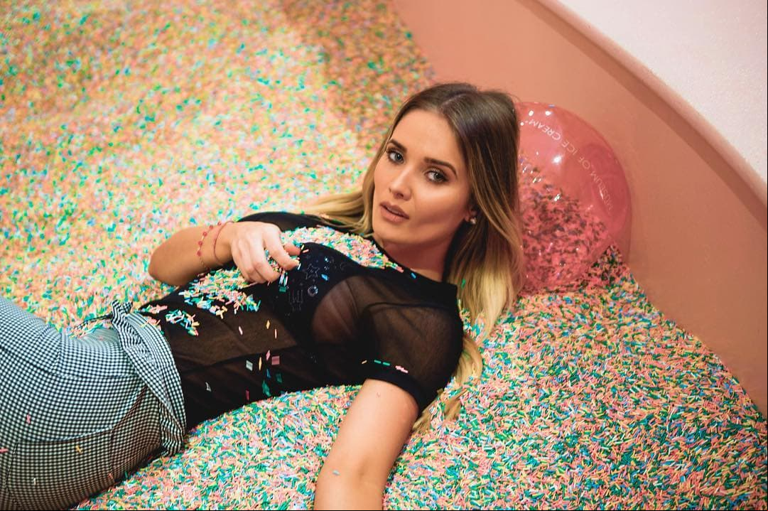 ¿Qué hace Kimberly Dos Ramos para estar en forma?