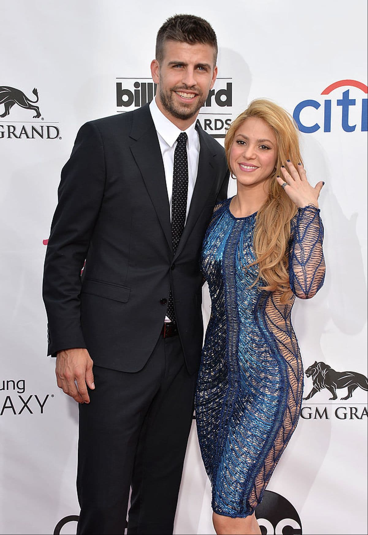 Shakria y Gerard Piqué