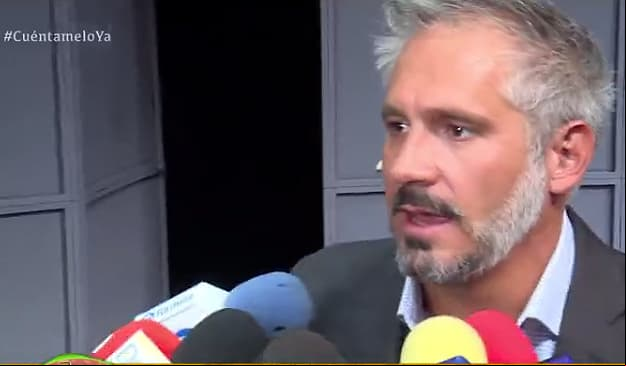 VIDEO: ¡Arath de la Torre rompe en llanto!