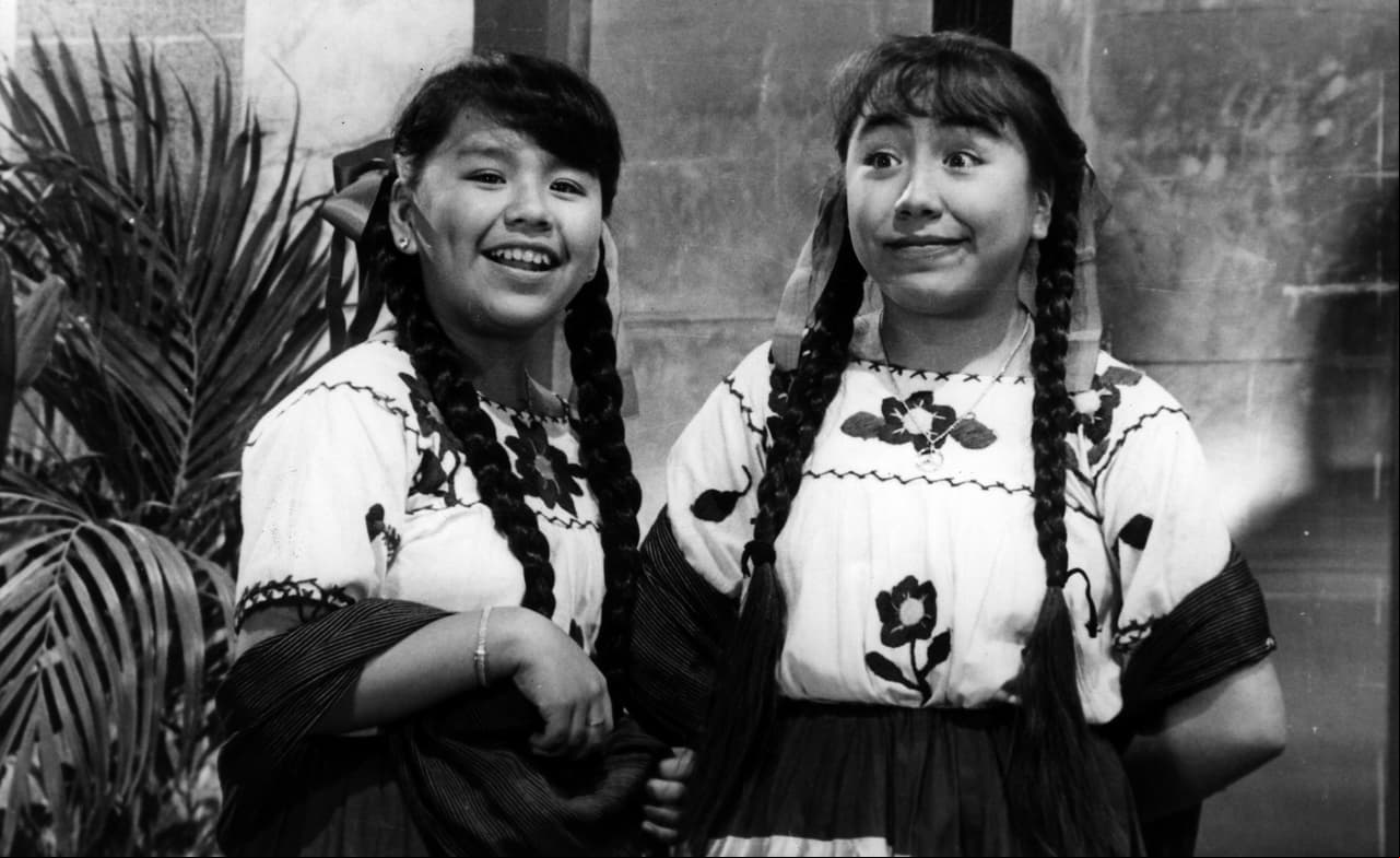 Otras integrantes muy recordadas son las hermanas Norma Rubí Pérez Islas y Rosaura Pérez Islas, quienes interpretaron a 'Pituka' y 'Petaka', respectivamente, entre 1982 y 1987. Luego de 'Chiquilladas' se sabe que Norma estudió Psicología y Rosaura, Derecho.