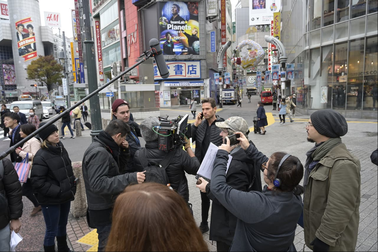 Aquí el equipo de producción y el actor realizando una de las escenas de la historia.
<br>
<br>
<i>'El Dragón', de lunes a viernes 9:30 pm. con Las Estrellas.</i>