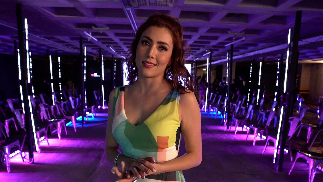 Daniela Álvarez te da un recorrido por el set de “Diseñando tu Amor”