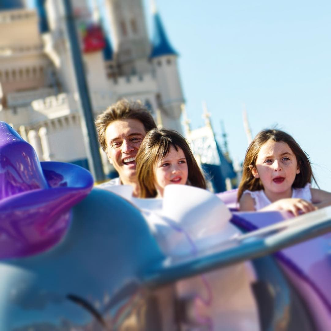Juan Soler disfruta de su paternidad con Mia y Valentina, quienes comparten momentos muy divertidos con su padre.