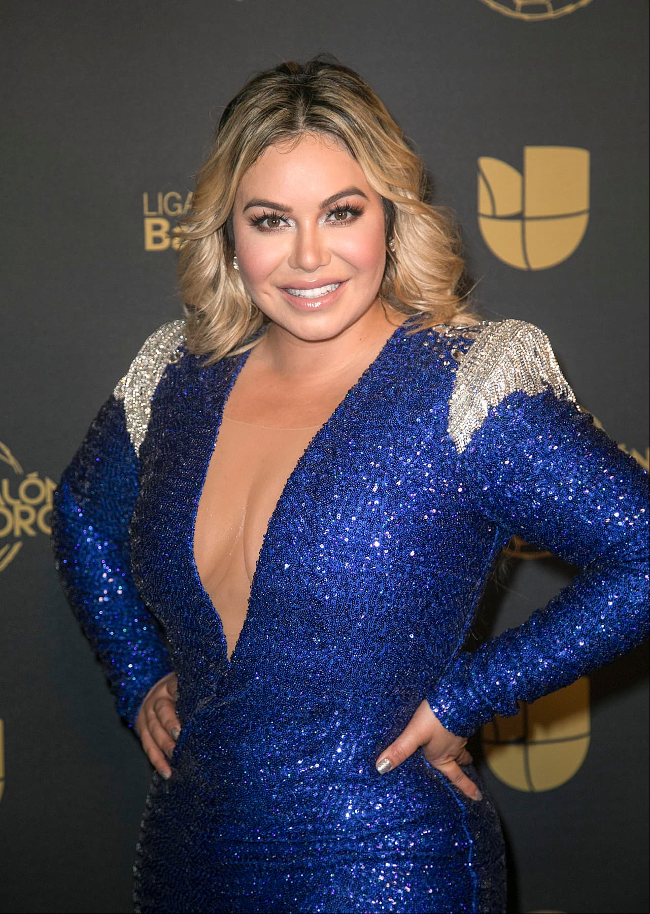 Chiquis Rivera y Lorenzo Méndez comparten su amor en 'Amándote'