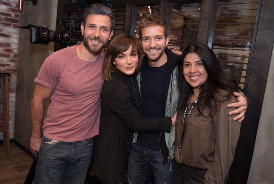 ¡Pablo Alborán sorprende al elenco de Caer en tentación!